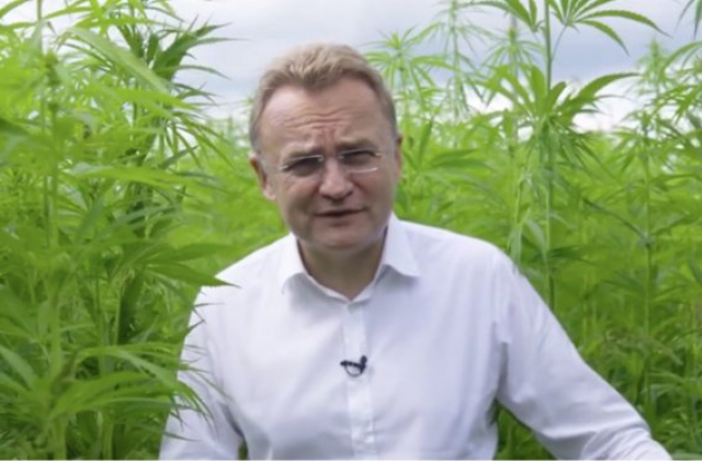 Садовий зрікся своєї партії, яка втратила державне фінансування