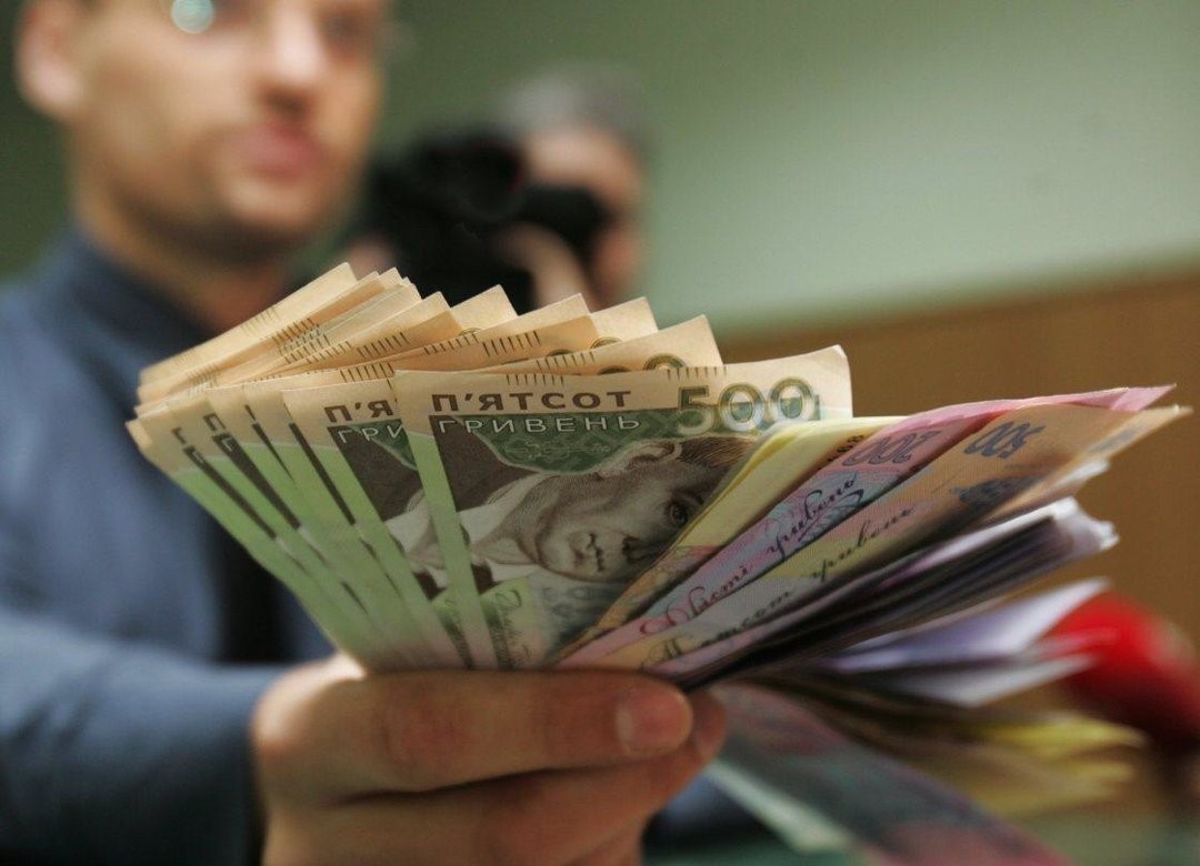Середня зарплата на Львівщині становить 7,8 тис грн,- служба зайнятості