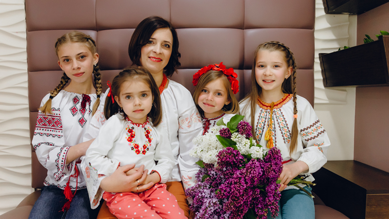 Творімо добро для наших матерів!