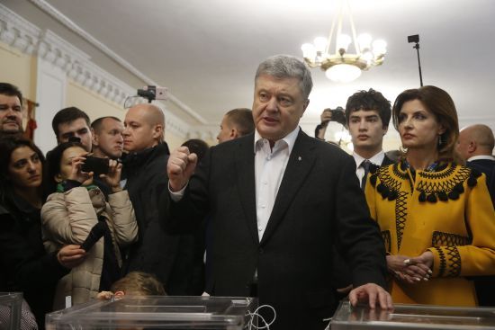 Порошенко стане лідером партії і формуватиме нову команду на праймеріз – Герасимов