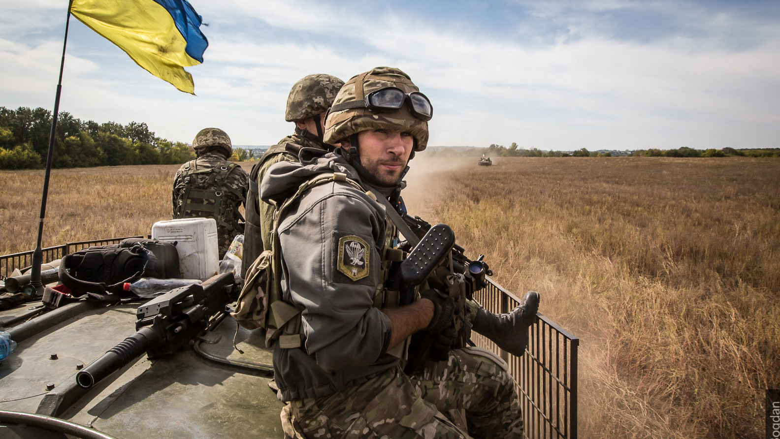 Триває збір коштів на підтримку українських захисників: як долучитись та допомогти