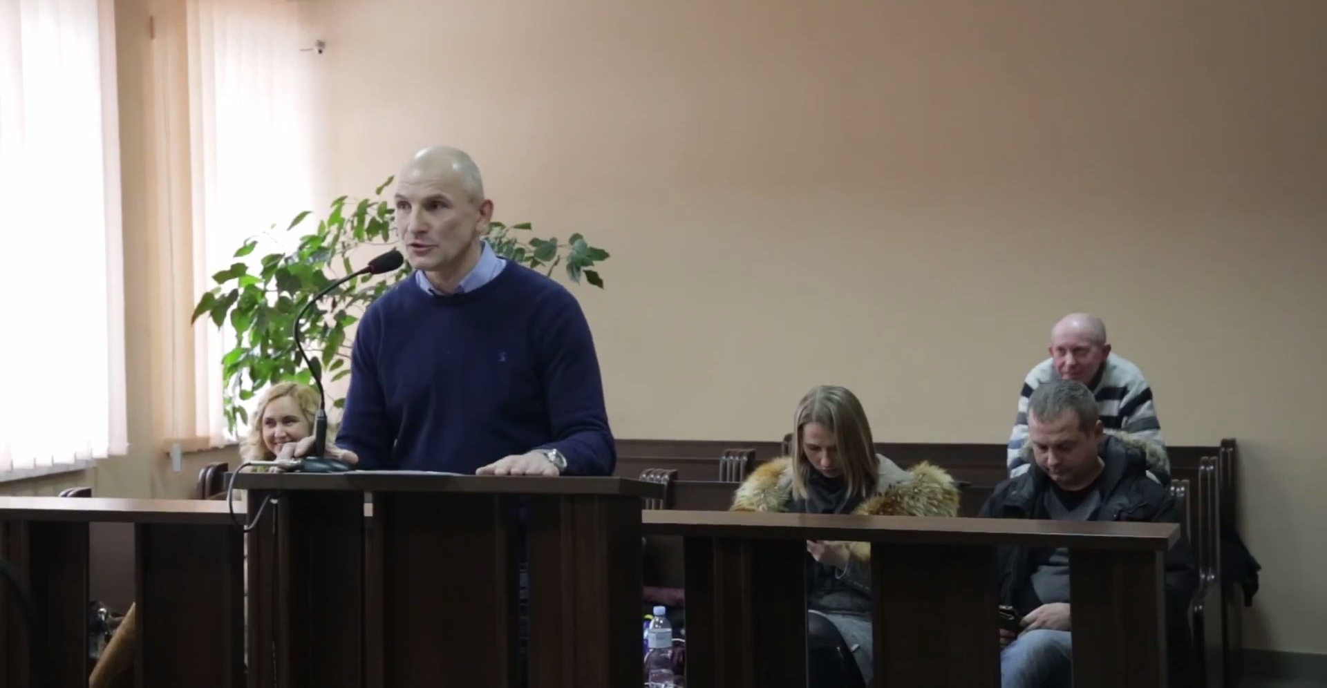 Немає сумніву, що Любомир Поливка у своєму радіо сюжеті мав на меті образити знаних у Трускавці осіб