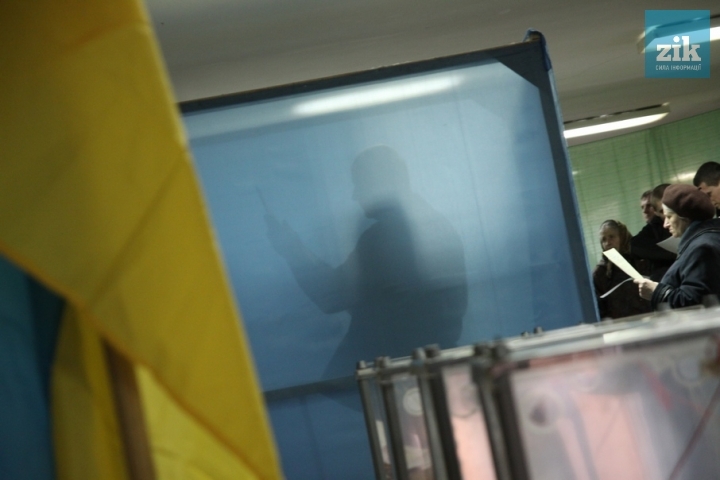Російські спецслужби готують провокаторів для зриву виборів в Україні, – ІС