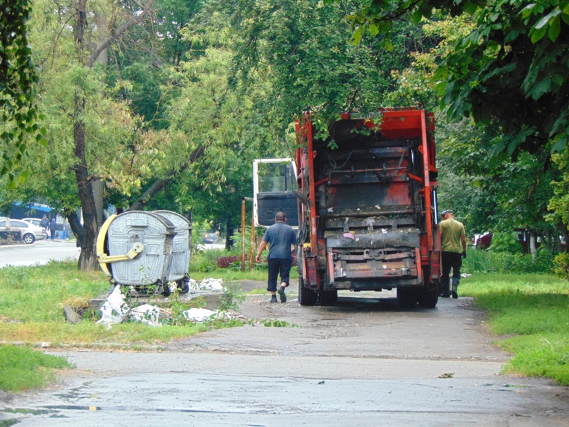 У Бориславі прийматимуть дрогобицьке сміття тільки після громадських слухань