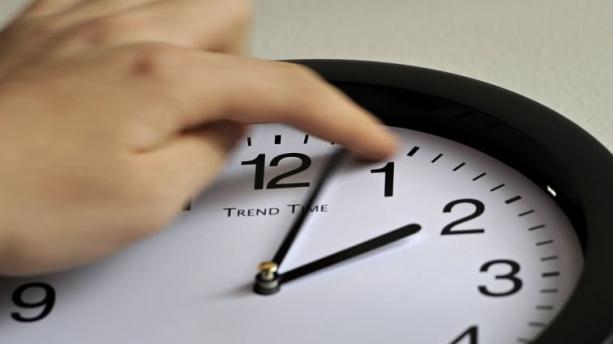 У ніч на 28 жовтня Україна переходить на «зимовий» час
