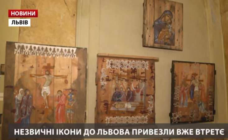 До Львова привезли ікони, які намалювали на ящиках з-під набоїв
