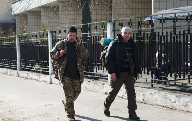 Військовозобов’язані переселенці повинні ставати на військовий облік, окрім кількох категорій