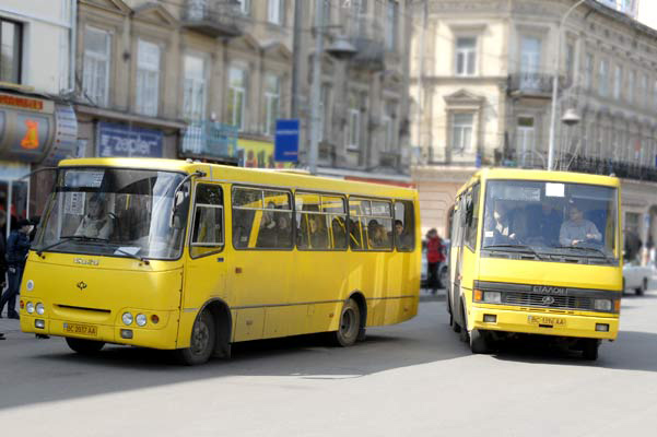 У Дрогобицькому районі перевізників закликали керуватися здоровим глуздом при встановленні тарифів