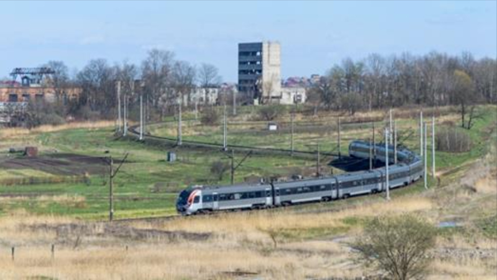 У Стебнику поїзд «Інтерсіті» вбив чоловіка