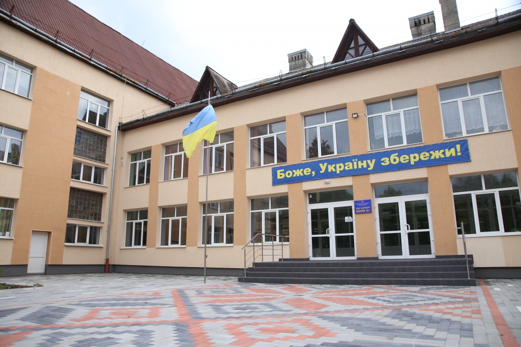 У МОЗ не проти, аби навчальний рік розпочався традиційно