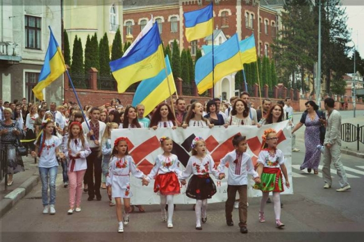 parad_vyshyvanok.jpg parad_vyshyvanok.jpg